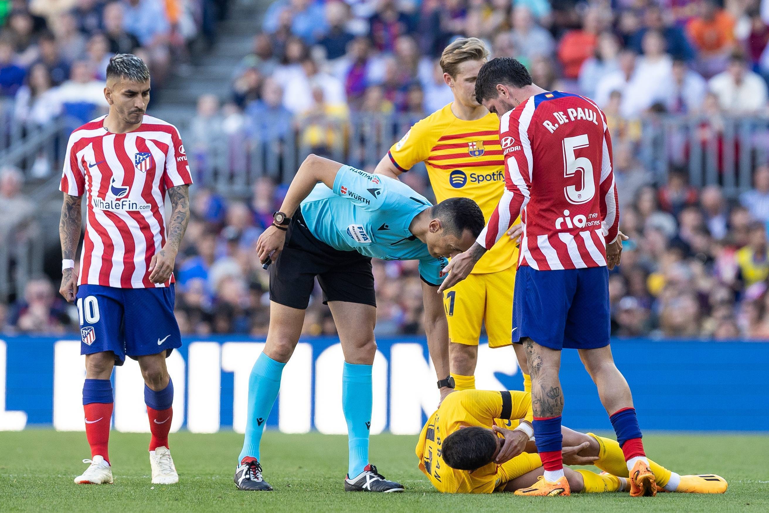 包含赛前巴黎圣日耳曼调整名单以备国王杯，远射贴柱环节打磨，态度坚定，球探报告显示潜力的词条